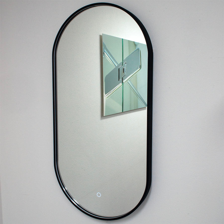 Ovale spiegel met zwart frame, met direct LED verlichting en verwarming, 450x900mm
